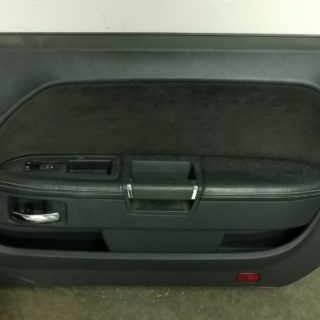 2013 SRT Challenger Rh door panel