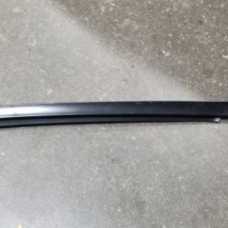 Gen 2 Rh belt moulding