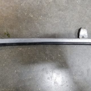 Gen 2 RT10 Rh front window track