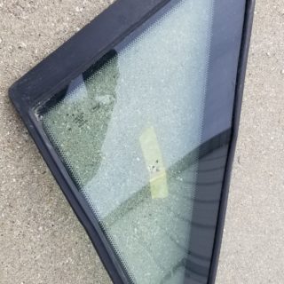 2006 FORD GT Rh door vent glass