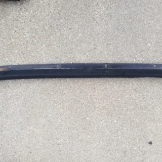 Gen 2 GTS Rh belt moulding