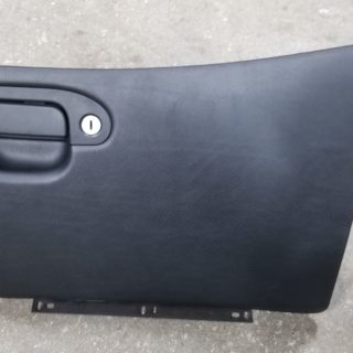 Gen 3 glove box lid