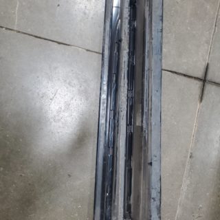 2005 SRT10 Ram door cladding bracket