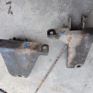 SRT10 Ram engine mounts