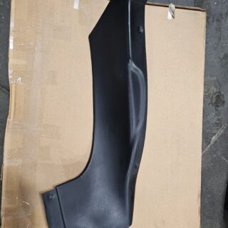 Gen.2 GTS RH B pillar trim
